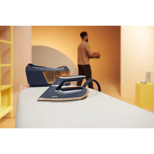 PerfectCare 6000 Series Steam Generator Iron